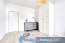 Do wynajęcia duża komfortowa kawalerka z osobną kuchnią. Grunwald - zdjęcie 3