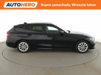 PHEV 330e automat navi grzane fotele LiveCockpit HUD PDC-kamera LED Warszawa - zdjęcie 9