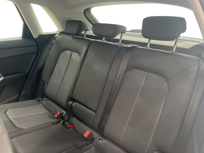 Audi Q3 35 TFSI mHEV S tronic Kombi Warszawa - zdjęcie 12