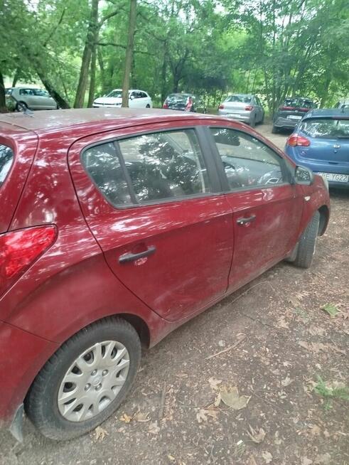 Hyundai i20 1.2 2010 r. – na części lub do naprawy Bemowo - zdjęcie 11