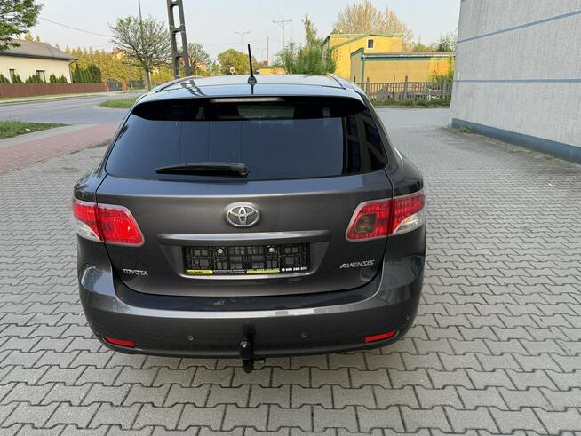 Toyota Avensis 2.0B 2011r Climatronic Automat Alufelgi Serwis Hak! Sokołów Podlaski - zdjęcie 10