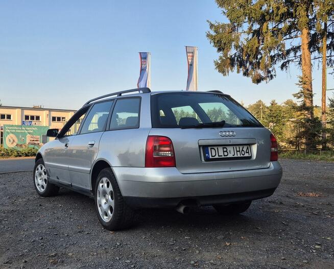 Sprzedam Audi a4 Siekierczyn - zdjęcie 5