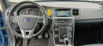 Volvo V60 D3 2.0 150KM R-Desing Xenon Led Navi Alkantara Full Opcja Płock - zdjęcie 4