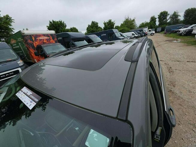 Chrysler Pacifica LIMITED / mała szkoda / niski przebieg Wrocław - zdjęcie 12