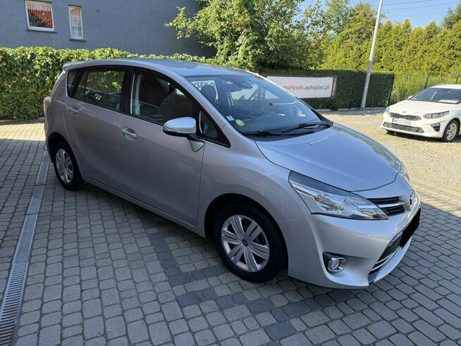 Toyota Verso 1,6 112KM  Klima  Kamera  Navi  7-osobowy Orzech - zdjęcie 4