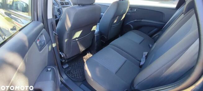 Sprzedam auto Opoczno - zdjęcie 11