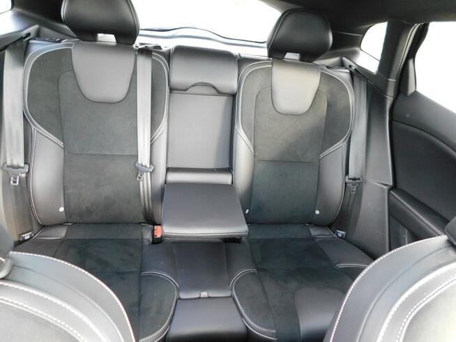 Volvo V40 R-Design z Gwarancją  Bezwypadkowy 100% Żyrardów - zdjęcie 12