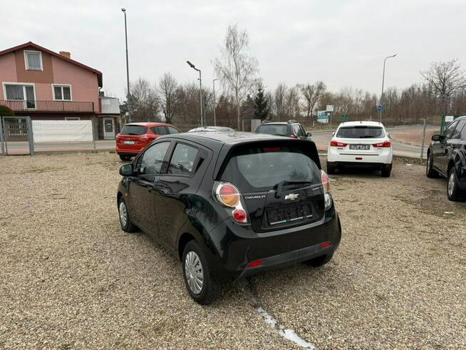 Chevrolet Spark 2011 rok 1.0 Benzyna 68KM  Ładny Zadbany Samochód Białogard - zdjęcie 10