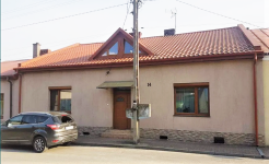 Duży dom  do zamieszkania i gotowe budynki „na biznes” Chmielnik - zdjęcie 2