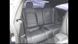 Mercedes C 300 4Matic / pakiet AMG / niski przebieg Chwaszczyno - zdjęcie 10