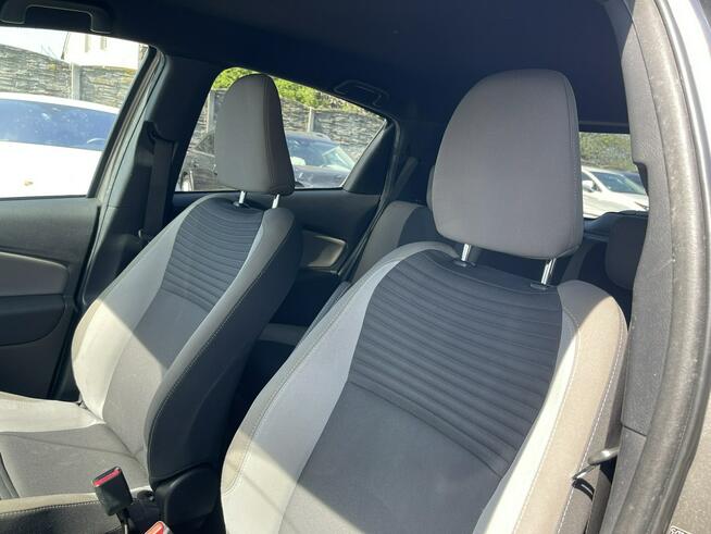 Toyota Yaris Selection Automat Hybryda Klimatronik Kamera Gliwice - zdjęcie 11