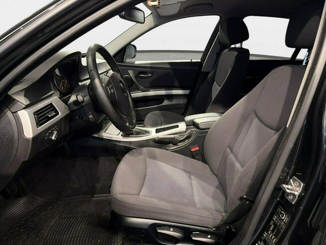 BMW 318 i Limousine 2.0 143KM M6 2009/10 r., przebieg tylko 137tys.km Myślenice - zdjęcie 10