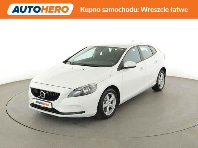 Volvo V40 navi PDC tempomat grzane fotele LED Warszawa - zdjęcie 1