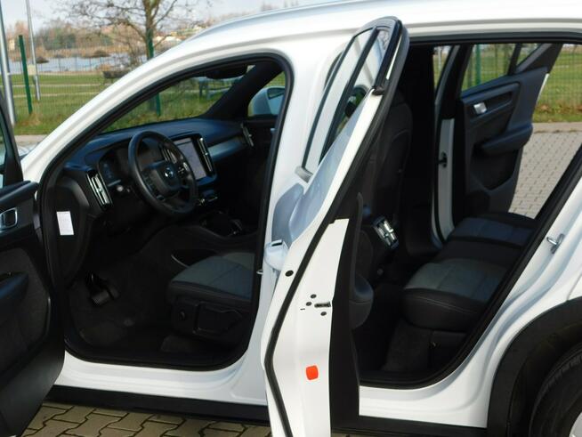 Volvo XC 40 z Gwarancją Bezwypadkowy 100% Żyrardów - zdjęcie 10