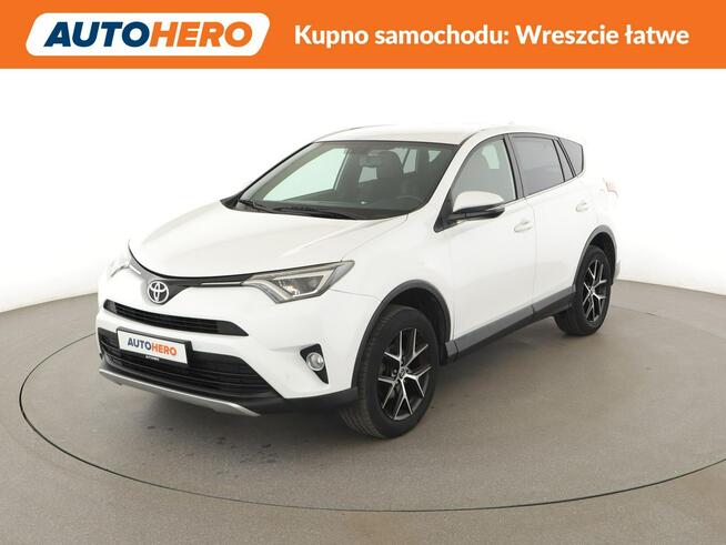 Toyota RAV-4 grzane fotele półskóra hak kamera BiLED tempomat Warszawa - zdjęcie 1