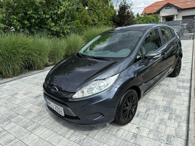 Ford Fiesta jak nowa !!! Niski oryginalny przebieg !!! Poznań - zdjęcie 2