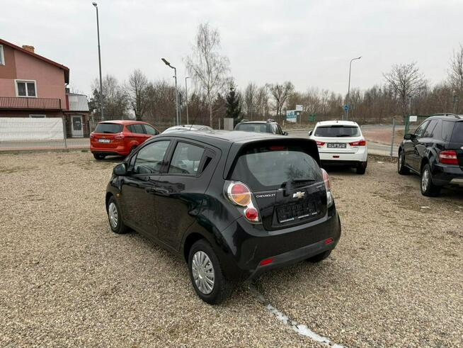 Chevrolet Spark 2011 rok 1.0 Benzyna 68KM  Ładny Zadbany Samochód Białogard - zdjęcie 11