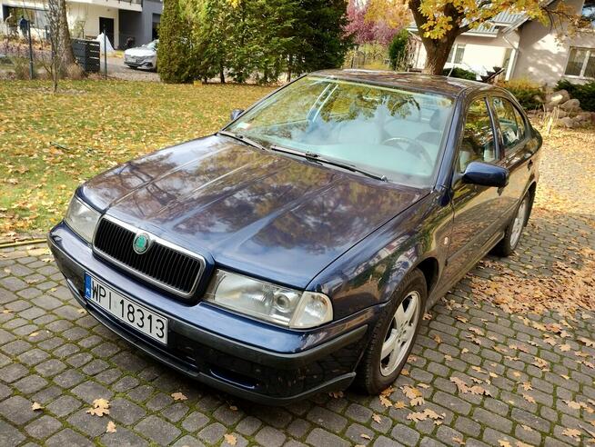 Syndyk sprzeda samochód Skoda Octavia 1.6 MR`97 Warszawa - zdjęcie 5