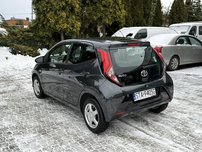 Toyota Aygo LED, Kamera, Apple CarPlay,Tempomat,Gwarancja Tarnowskie Góry - zdjęcie 8