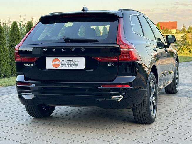 Volvo XC 60 B4 Mild Hybrid Benzyna Core Zambrów - zdjęcie 8