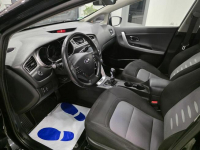 Kia Cee'd 1.6 / Bezwypadkowy/Serwisowany/Gwarancja roczna w cenie Korczyna - zdjęcie 12
