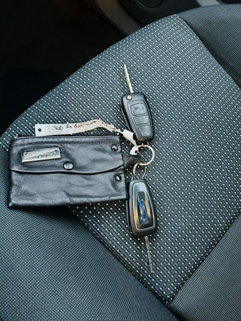 Ford C-Max 1.6 16vBenzyna*150km* Bibice - zdjęcie 8