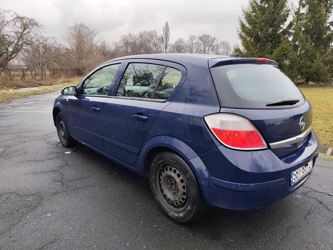Opel Astra H 1.7 100KM 2004r Wrocław - zdjęcie 2