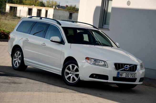Volvo V70 2,0*d5*163KM*Xenon*Niemcy*PDC*Super Stan Ostrów Mazowiecka - zdjęcie 3