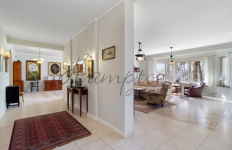 Z potencjałem dom, 4400 działka, duży garaż Strzeniówka - zdjęcie 8