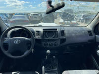 Toyota Hilux 4x4 Klimatyzacja Hak Gliwice - zdjęcie 8