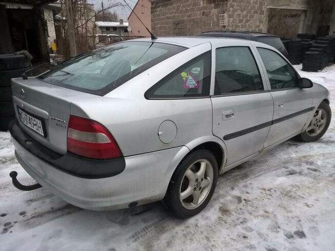 VECTRA1.8 116KM+LPG.Sekw WELUR KLIMA El.szy+lu Opony2021 HAK Łaskarzew - zdjęcie 7