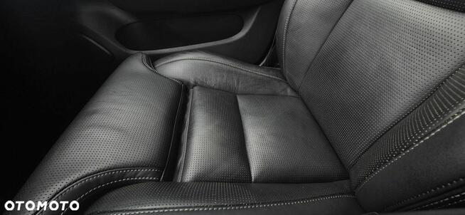 Volvo V60 B4 D Geartronic Inscription Poręba - zdjęcie 11