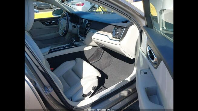 Volvo S60 INSCRIPTION / AWD / T6 / niski przebieg Częstochowa - zdjęcie 7