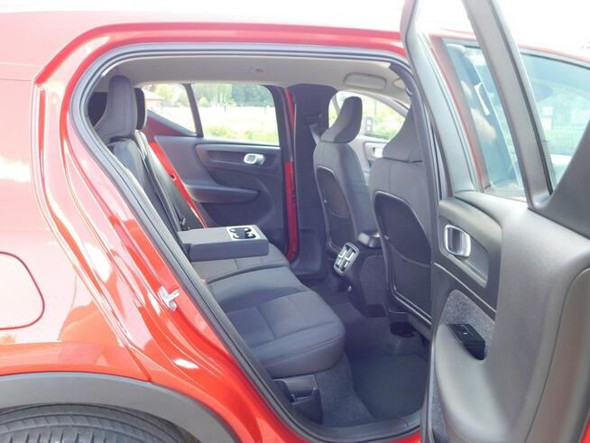Volvo XC 40 z Gwarancją Bezwypadkowy Kamera Parkowanai Żyrardów - zdjęcie 10