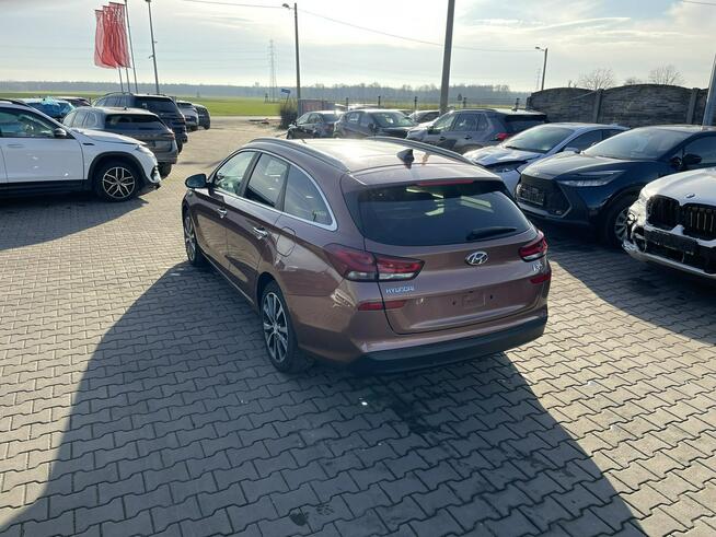 Hyundai i30 Automat Skóra Podgrzewanie Panorama Kamera LED Gliwice - zdjęcie 4
