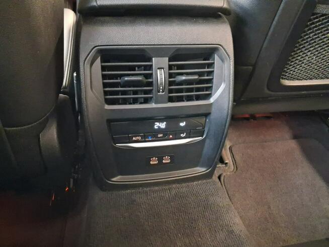 BMW 318 VAT 23% i Touring 2.0 156KM automat 2021 r., salon PL, I wł. Swarzędz - zdjęcie 11