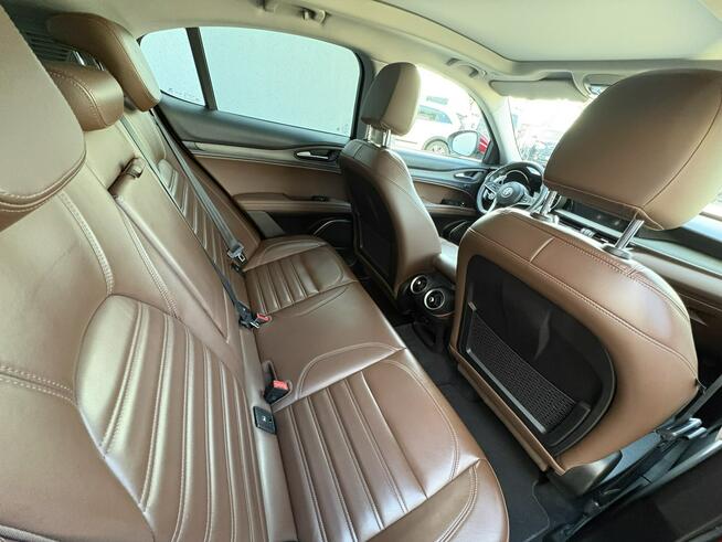 Alfa Romeo Stelvio 2.2 JTDM-2 | Stan BDB | 4x4 | 93 tyś. przebiegu!! | Pyzdry - zdjęcie 10