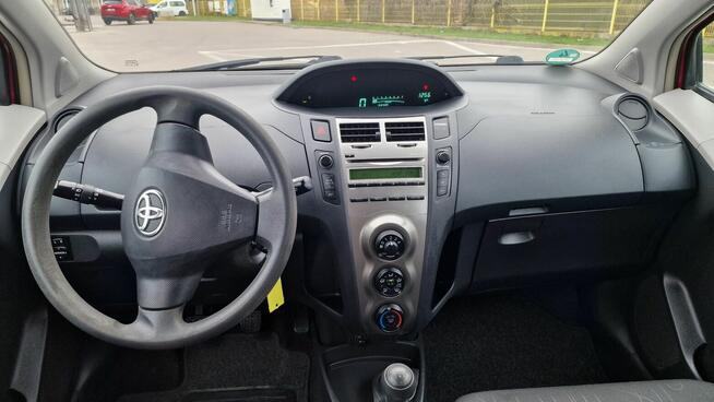 Toyota Yaris 5 Drzwi Z Niemiec Klimatyzacja Opłacona Rawa Mazowiecka - zdjęcie 8
