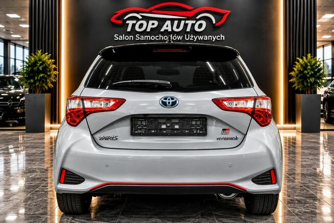 TOYOTA YARIS HYBRYD GR Sport 22 tys km Ledy GR Racing Warszawa - zdjęcie 12