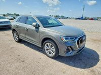 Audi Q3 Bogata wersja wyposażenia / S-Line / niski przebieg Warszawa - zdjęcie 3