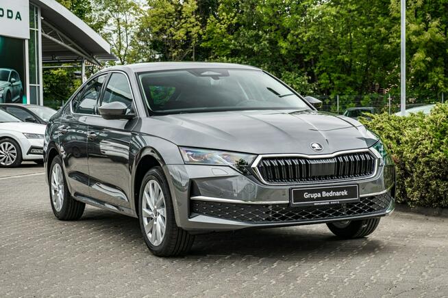 Škoda Octavia Edition 130 Selection 1.5 TSI m-HEV 150 KM DSG Łódź - zdjęcie 5