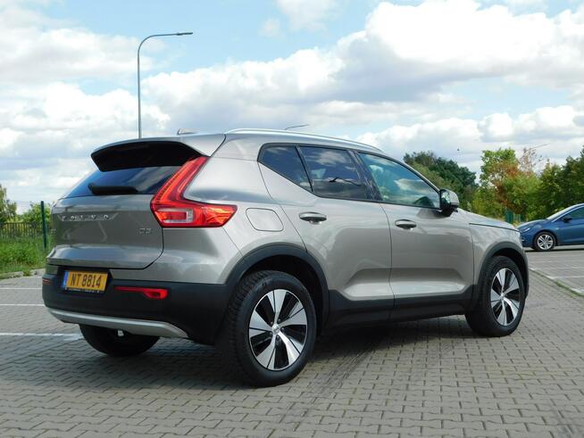 Volvo XC 40 z Gwarancją Kamera Panorama Dach Pakiet zimowy Żyrardów - zdjęcie 4