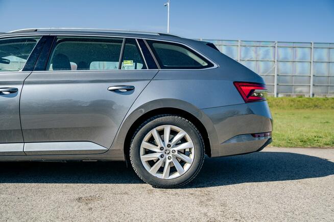 Skoda Superb Combi 2.0 TDI Ambition, Salon PL, Bezwypadkowy, FV23% Warszawa - zdjęcie 12