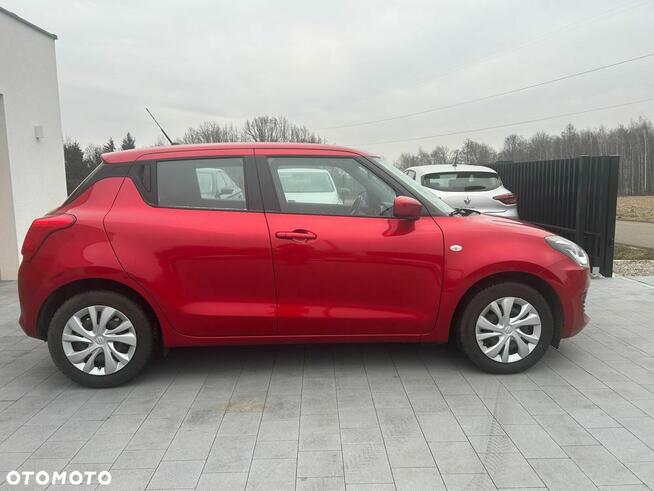Suzuki Swift 1.2 SHVS Premium Plus Tarnów - zdjęcie 4