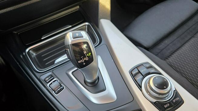 BMW 330D xDrive ładny stan 4x4 sedan Chełm Śląski - zdjęcie 11