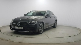 Mercedes E 220 d 4-Matic AMG! Z salonu polskiego! Z fakturą VAT! Warszawa - zdjęcie 3