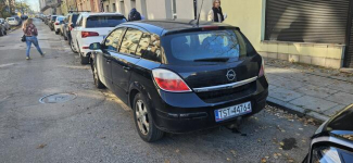 Udział 1/2 w pojeździe Opel Astra Kielce - zdjęcie 3