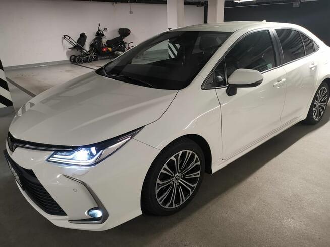 Toyota Corolla 1.6 Premium MS Gdynia - zdjęcie 1