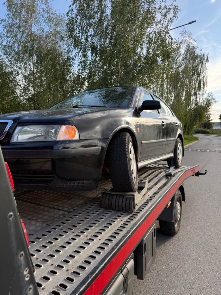 Pomoc drogowa Wrocław, laweta Wrocław, holowanie Wrocław Krzyki - zdjęcie 2
