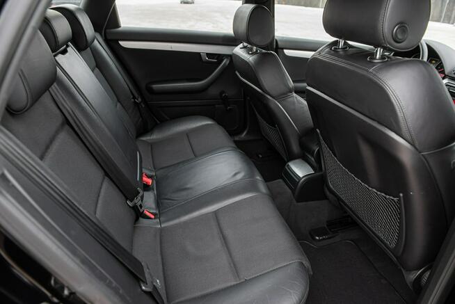 Audi A4 S-Line Plus ! 2.0TDI 140KM Manual ! Super Stan ! Zwoleń - zdjęcie 9